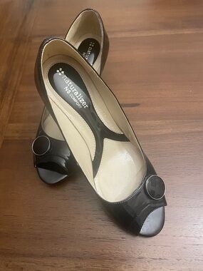 Naturalizer Black Patent Peep-Toe Wedge Pumps 7.5M